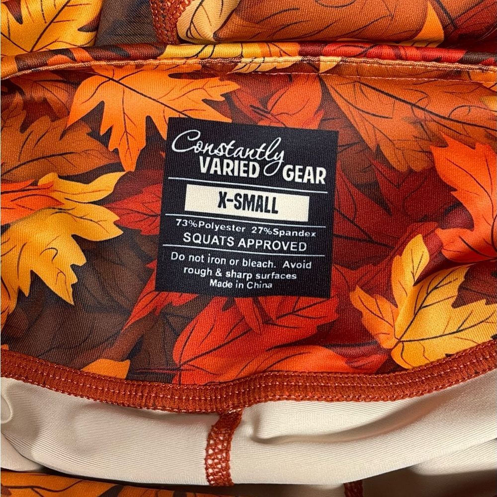 CVG Leaf Me Alone Print Leggings - XS - Picture 2 of 3